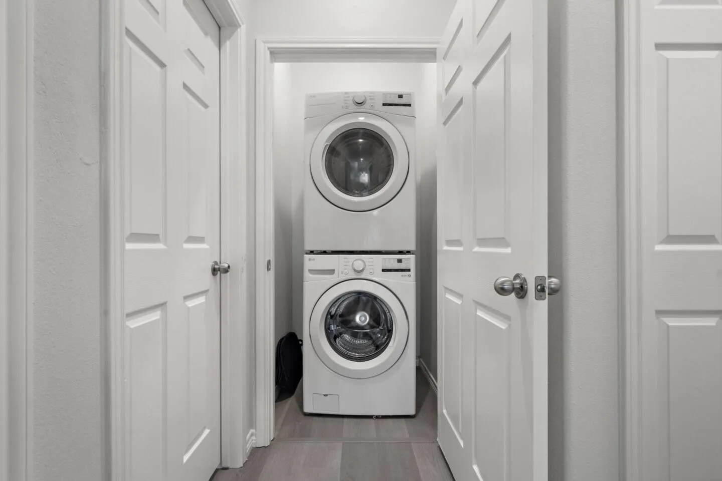 In-home washer and dryer for towels, swimsuits, and longer stays.